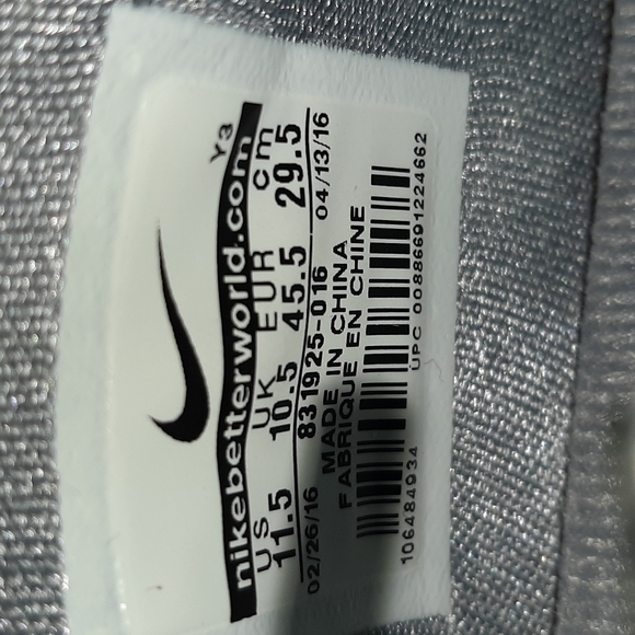 LEBRON'S 13 LOW stealth - Picture 6 of 6